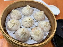 -莱莱小笼·乔艾