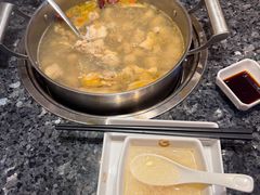 -一席地·本地鸡窝·杭帮鸡火锅(萧山银隆百货店)