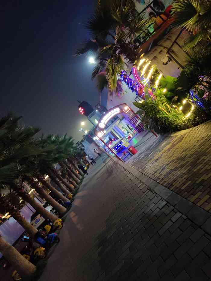 美心红酒广场-"洋人街搬家之后 主城就没有好玩的地方了 .