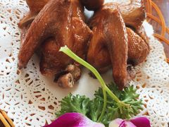 红烧乳鸽-今一靓汤.顺德菜东莞三十年老字号(厚街店)