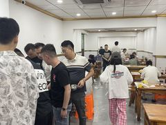 大堂-红帽叔叔包子