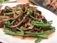 茶树菇烧豆角-鹦鹉小厨味道餐厅(山大南路店)