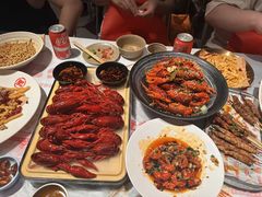-肥肥虾庄·金牌油焖大虾(杨园滨江时代walk店)