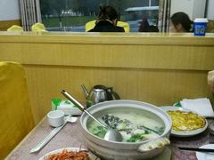 -天乐农家鱼头王(天目湖店)