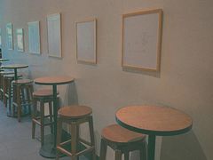 用餐区-星巴克(深圳星都豪庭店)