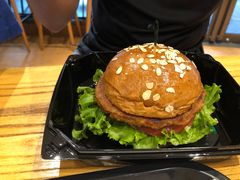 -The Habit Burger Grill 哈比特汉堡(爱琴海店)