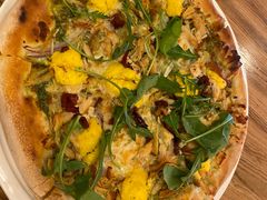 烤鸡奶酪蔬菜披萨-城市大道红炉披萨烘焙坊