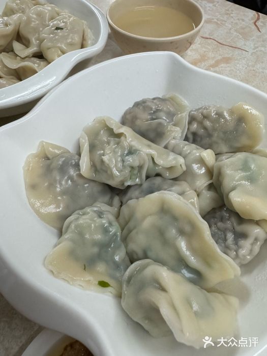聚荣饺子店图片