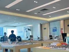 -Eziwish眼镜·蔡司授权店