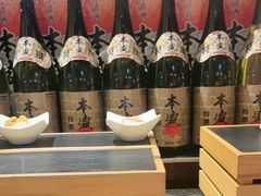 -广州万富希尔顿酒店·感趣自助餐厅·金秋蟹宴生蚝海鲜刺身