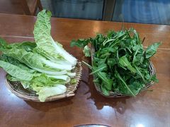 -岳记兴隆·青城腊排铜火锅(融创店)