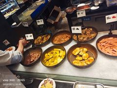 -钱小奴创意自助餐厅·原切谷饲安格斯畅吃(宁波奉化银泰店)