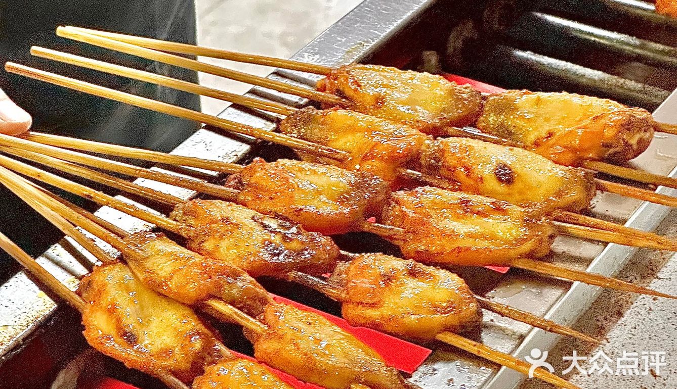 烤串涮肉就来他家！肉肉脑袋快冲呀～