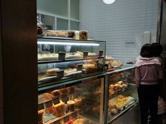 面包甜点陈列柜-白玉兰食品(甜云店)