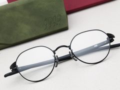 -目艮眼镜SHOWROOM(品牌集合店)