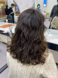 点击看大图 -洛施奇烫发染发沙龙