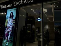 -VivienneWestwood(万象城店)