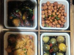 -东口码头·烧鸽子·鱼头泡饼·地方菜(金鹰悦城店)