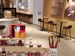 零售区-Tims天好咖啡(莘庄龙之梦店)