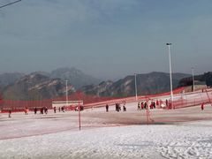 -荣盛康旅野三坡滑雪场