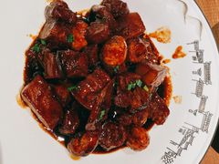 脆姜红烧肉-周家二小姐的菜·扬州菜·香炒蟹·狮子头(江都金鹰店)
