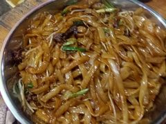 干炒牛河-牛一煲美食(江高店)