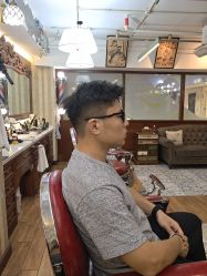 -BarberKiNG男士理发馆Barbershop