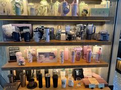 -星巴克臻选(湖滨道店)