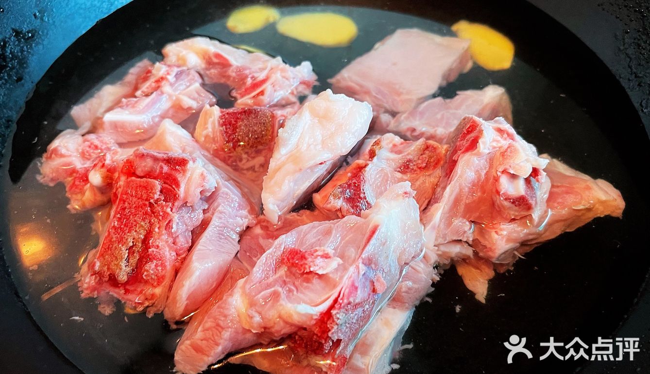 土豆的粉糯甜，龙骨的肉鲜香