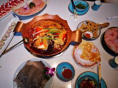 -墨居上隐·院子里火锅(峨眉店)