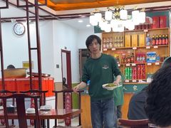 -湖南人家湘菜馆(镇江路店)