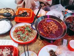 -老闵田螺馆·南昌特色小炒(梦时代店)