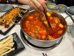 酸汤猪手火锅-小街猪手(团结湖店)
