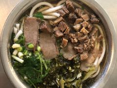 -花溪牛肉粉(八鸽岩店)