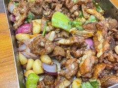 -老东镇啤酒屋海鲜加工·蒸汽海鲜·海鲜烧烤(台东店)