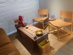 -目艮眼镜SHOWROOM(品牌集合店)