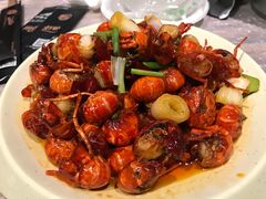 -巴厘龙虾·榜首油焖大虾(音乐学院·沿江酒馆店)