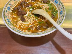 -金杨拉面王小吃面馆·牛三宝面·红烧牛肉粉