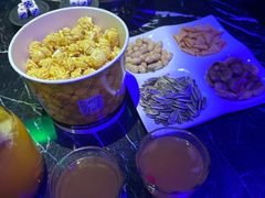 -锦凤凰量贩KTV(劳动南路店)