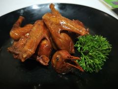 红烧乳鸽-汤城小厨•粤菜•靓汤(金宝街店)