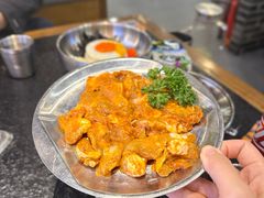 -明洞阿姨·韩式酱蟹烤肉·创意料理(望京1988创始店)