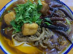 -孙浩特色牛杂面板面(华捷道店)