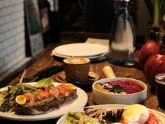 -Common Table · Brunch & Coffee