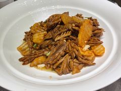 -闫府私房菜·老字号(恒隆店)