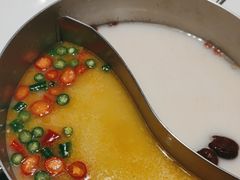 -洪氏嗨捞·猪肚鸡火锅(阳光天地店)