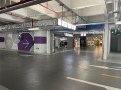 -百联西郊购物中心·停车场