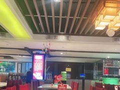 大堂-潮泰牛肉火锅 · 创于1992年(车公庙店)