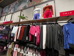 -lululemon(比斯特购物村店)