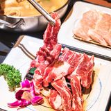 广州地道炭火烤肉，借机熏烤一下浪漫情人节