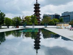 -龙华寺